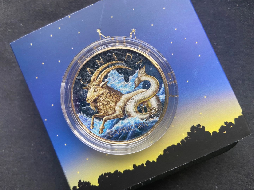 【币观天下】第144场拍卖 加拿大2018年5元，1盎司，枫叶星座系列--十二星座四大天王之“万王之王--摩羯座”，全方位镀24K金UV彩色万足银艺术银币