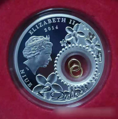 【随心拍&Getcoins】钱币拍卖第八十七期～  【纽埃】纽埃2014年2元，28.28克，“爱你一世(2014)---恋爱快乐”，双面通透中空镶嵌银镀24K金可旋转“连心对戒”数码亮光彩色精致艺术银币