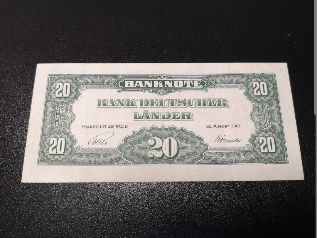 《外钞收藏家》第一百零八期拍卖 1949年德国20马克 近全新品相 老票有潮斑