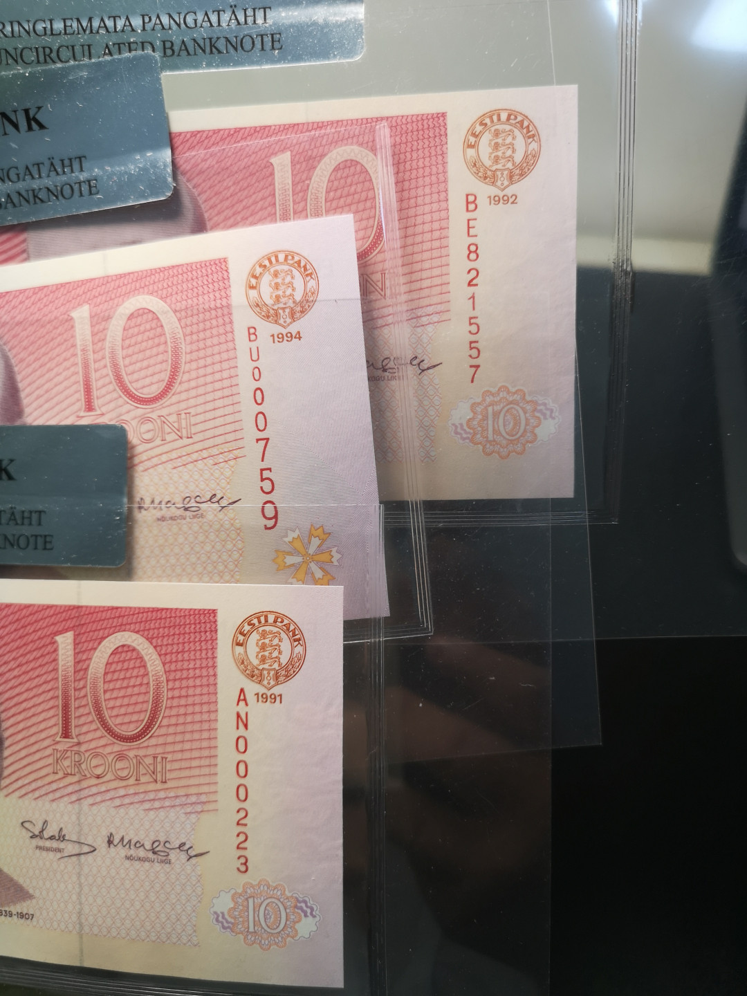 《外钞收藏家》第一百零八期拍卖 爱沙尼亚10克朗 五张 五个年份  其中两个还是百位号  银行原封