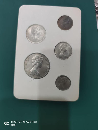 燕姐换藏第四十场 1970年百慕大第一套十进制硬币套币