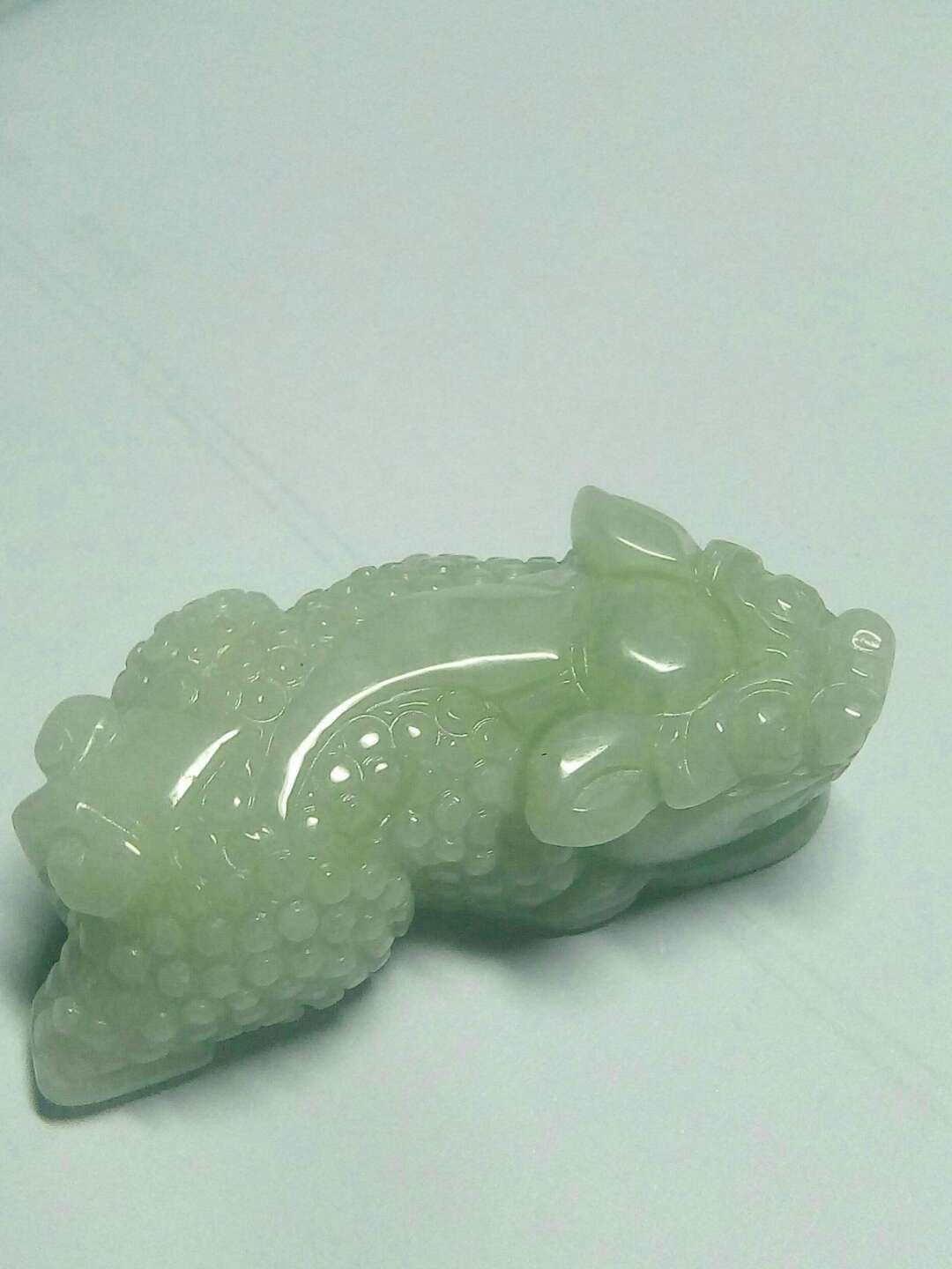 珍品收藏(系统自动拍卖) 天然翡翠A货，翡翠麒麟把（挂）件。