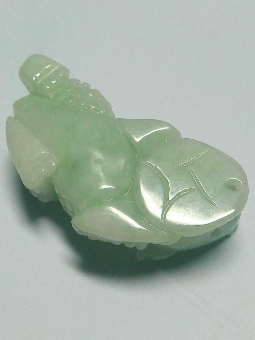 珍品收藏(系统自动拍卖) 天然翡翠A货，翡翠麒麟把（挂）件。