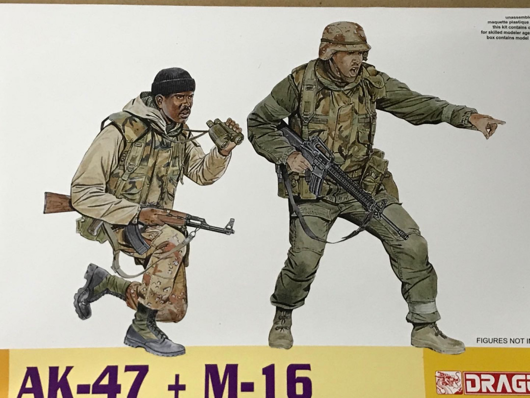 零元拍：威龙1/6 AK47&M16模型套件，拍品需要自己装配上色。