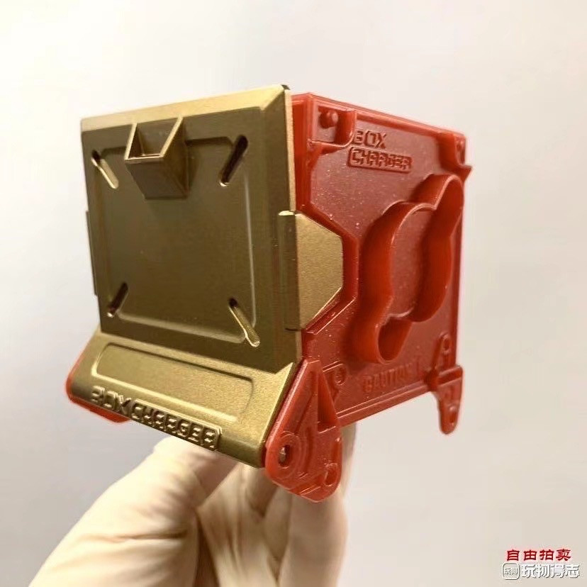 零元拍：52TOYS MEGABOX钢铁侠MK50+变形方盒复仇者联盟模型手办