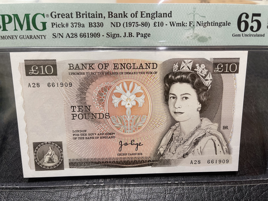 《外钞收藏家》第一百零九期拍卖 1975-80年D序列10镑 PMG65 A冠 双雕版 号码不错