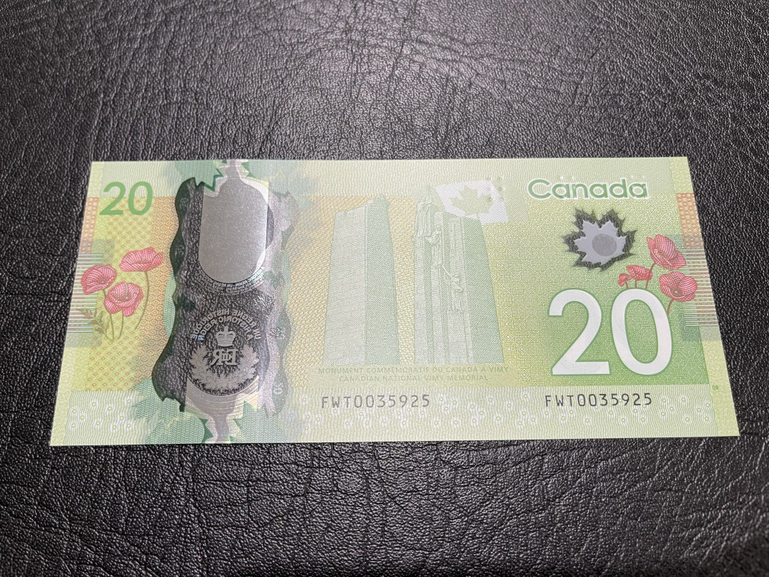 《外钞收藏家》第一百零九期拍卖 加拿大最新版塑料钞20加元 全新UNC 纪念钞