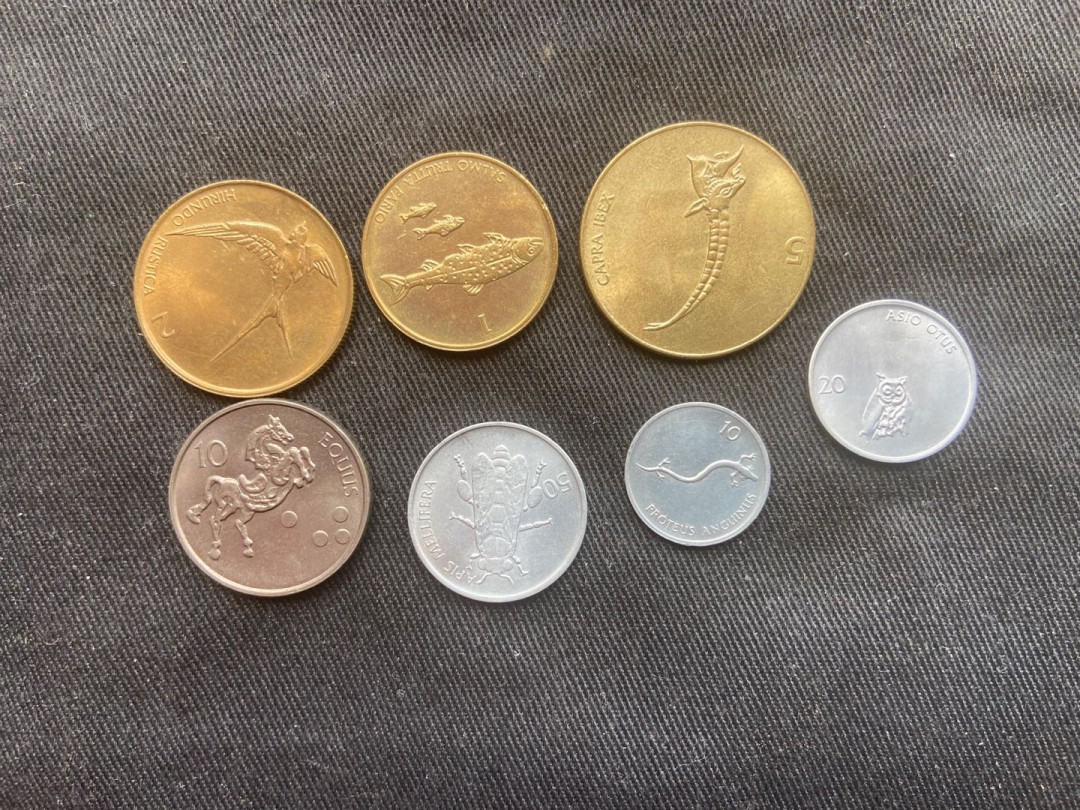 【币观天下】第145期钱币拍卖 斯洛文尼亚流通币7枚