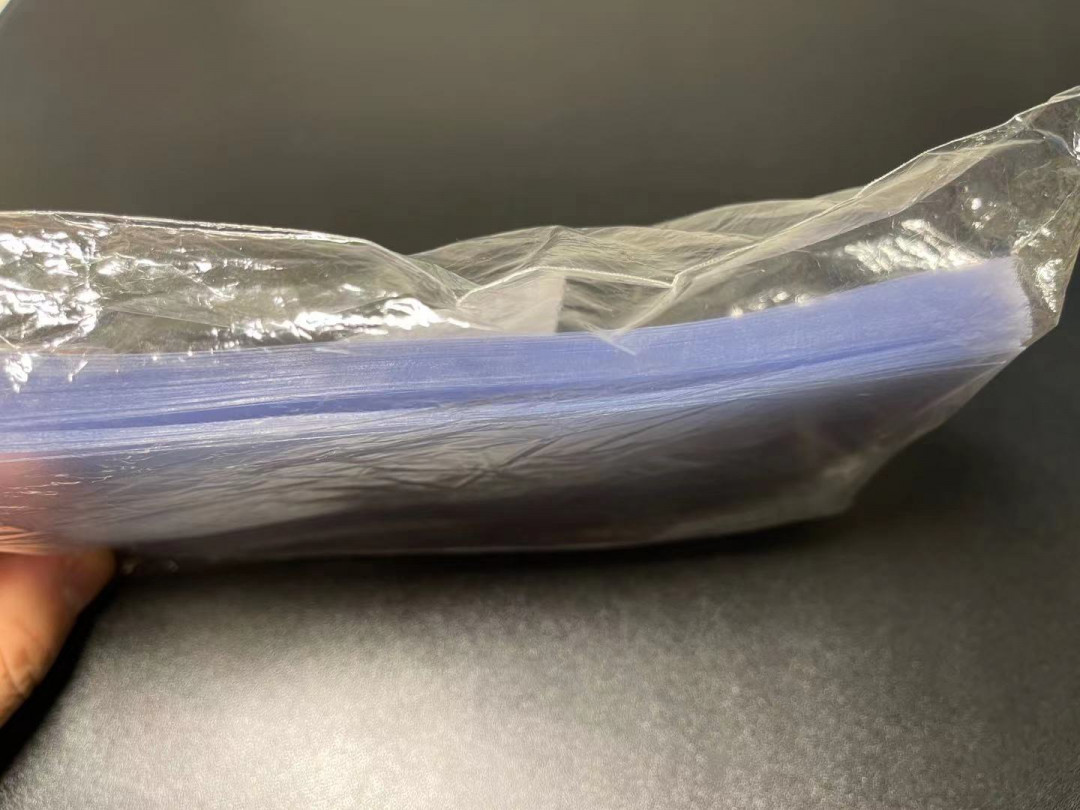 《外钞收藏家》第一百零九期拍卖 灯塔裸币袋子一包50张（尺码168*75mm）材质类似于林德 全新未拆封