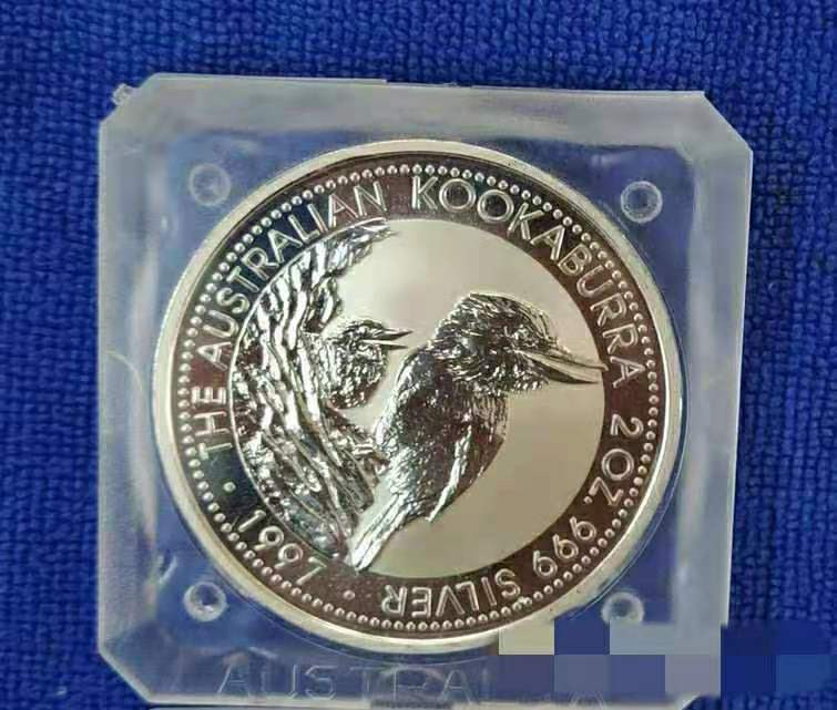 【币观天下】第145期钱币拍卖 【澳大利亚】 澳大利亚1997年2元，2盎司 加大 “哺乳笑翠鸟”加大、反向设制纪念银币
