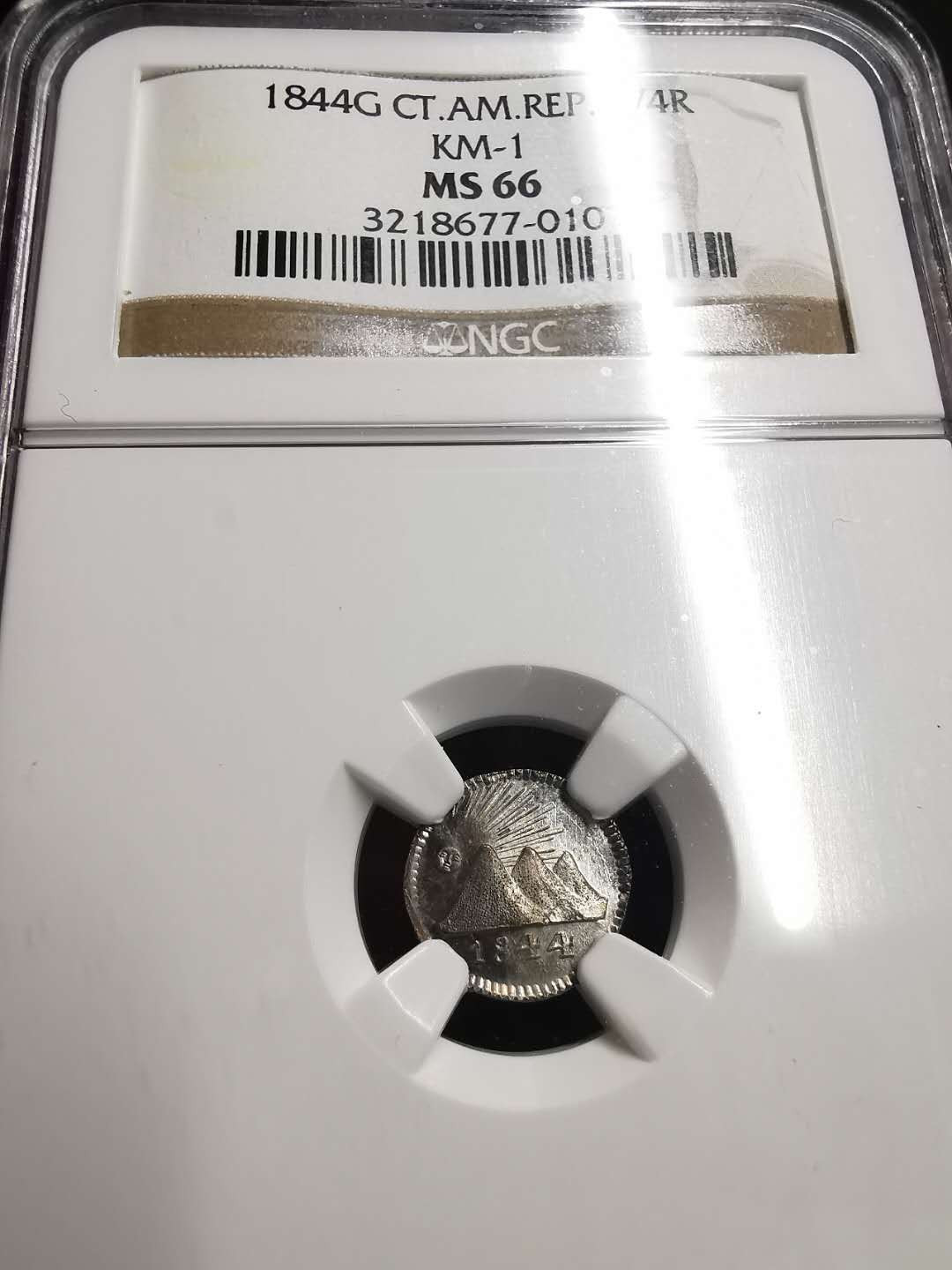 凡希社世界钱币微拍第一百五十六期 稀！1844中美洲共和国1/4R银NGC-MS66难得一见！