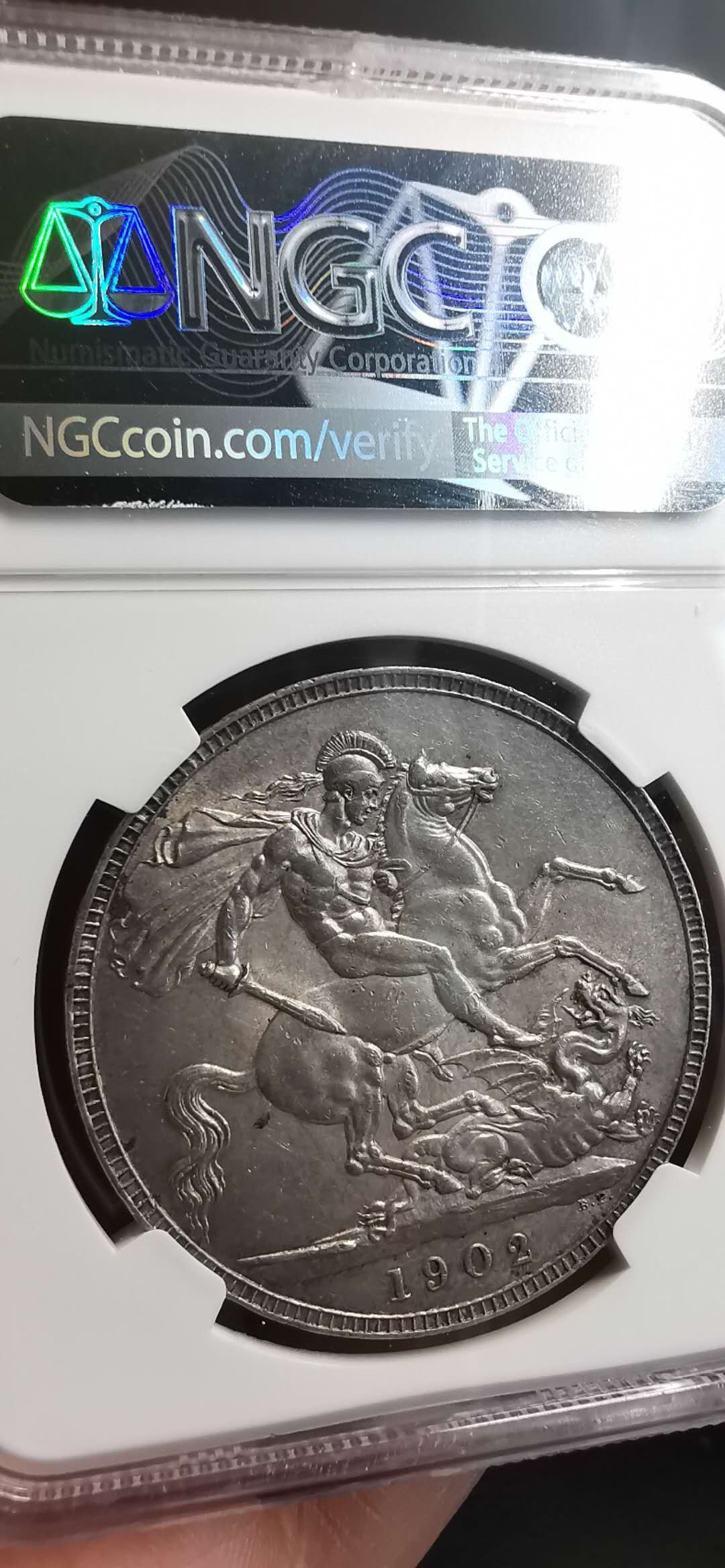 凡希社世界钱币微拍第一百五十六期 1902英国爱七马剑大银NGC-AU58