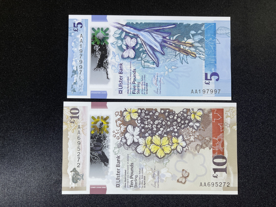 《张总收藏》24期—外币典藏 北爱尔兰5、10镑2张 UNC AA冠塑料钞 Ulster银行 无4