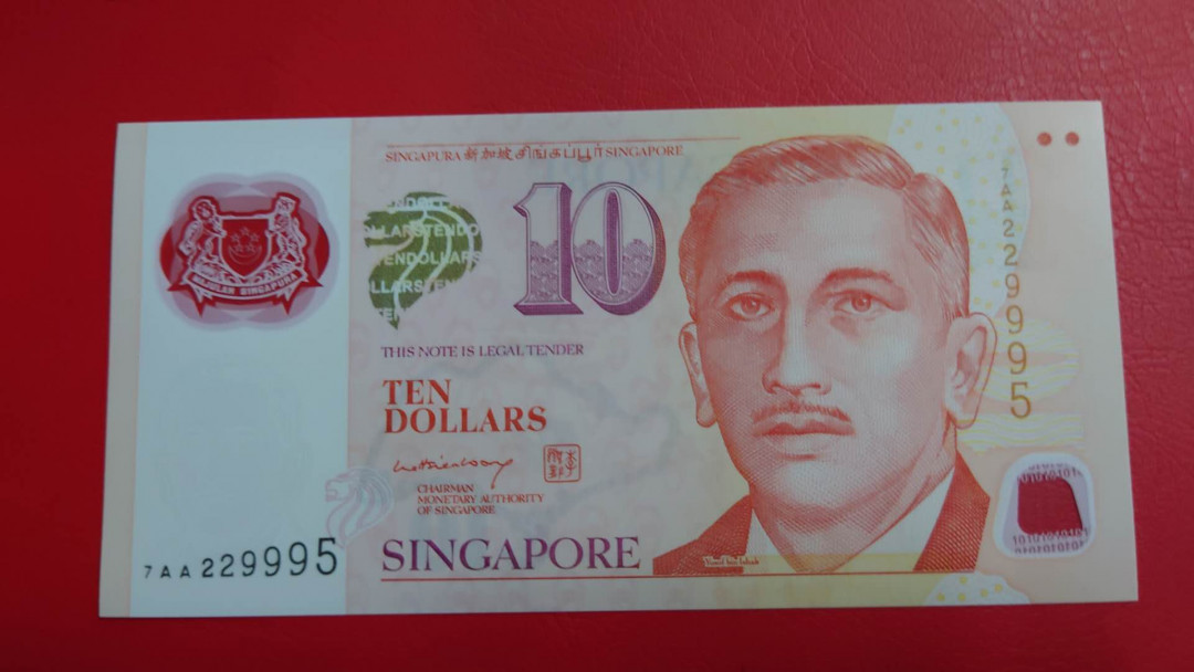 陆续更新【囧羊收藏】精选微拍第23期暨2021年第十四期 新加坡10元塑料钞 李显龙签名 7AA冠 全新UNC无47尾号995