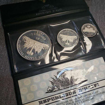 0起1加-纯粹捡漏拍-23场 - 海地1968年5-10-25古德革命十周年精制纪念银币-大钱包套装盒证全-量5725