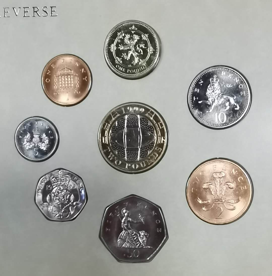 北京马甸外币专卖微拍第五十一期，外国流通币，非贵金属纪念币专场，陆续上新欢迎关注 1999年英国流通纪念币官方套装8枚／套，品相如图