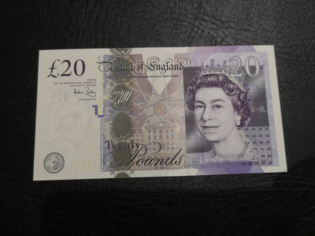 《外钞收藏家》第一百一十期拍卖 英国F序列20镑 全新UNC