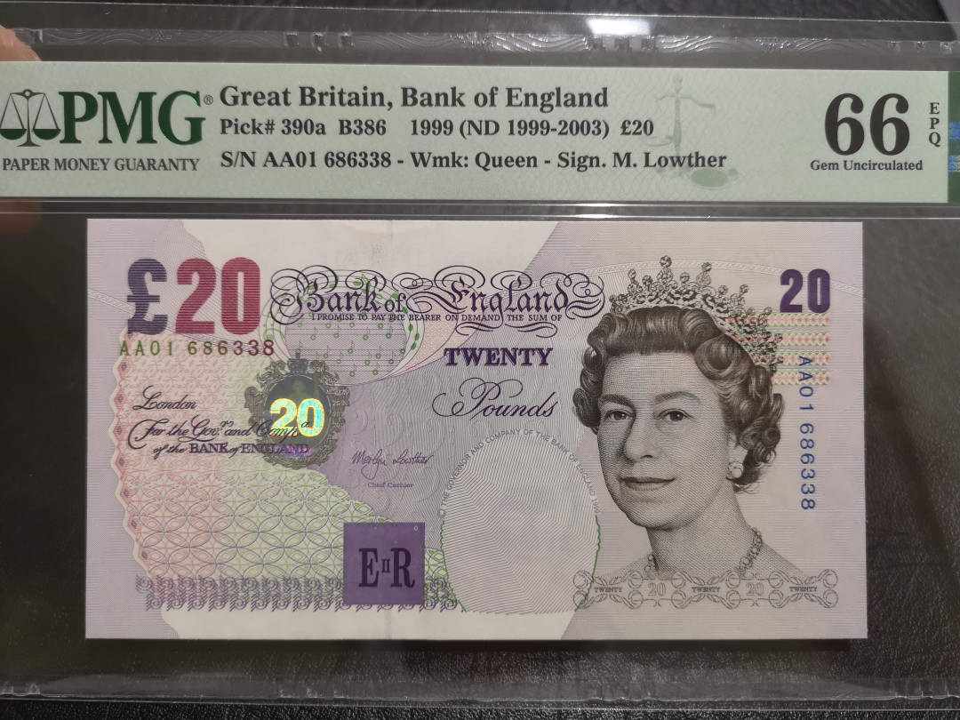 《外钞收藏家》第一百一十期拍卖 1999年英国E序列20镑 PMG66 AA01首发冠