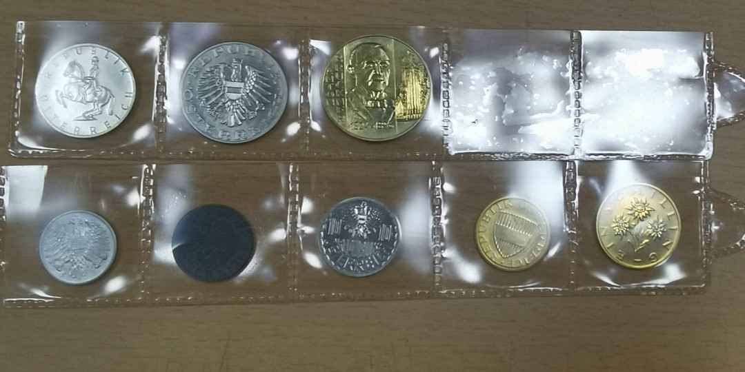 北京马甸外币专卖微拍第五十一期，外国流通币，非贵金属纪念币专场，陆续上新欢迎关注 1996年版官方卡册拆下来的BU级奥地利流通币，5，2格罗申为后配