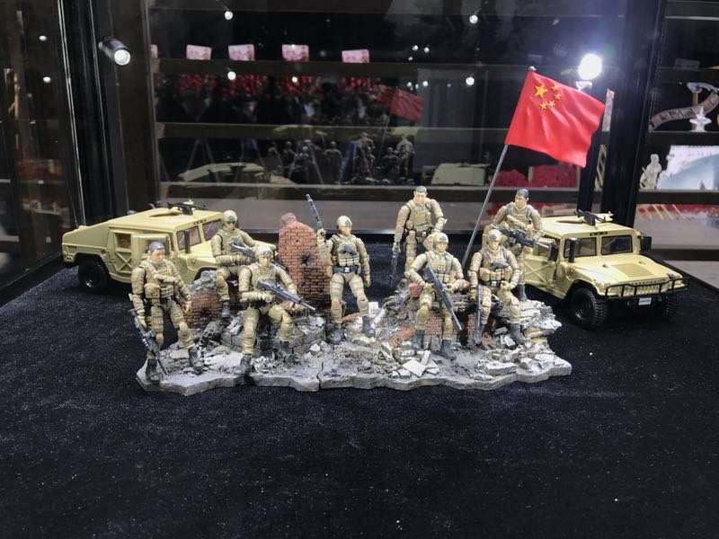 零元拍：暗源 1/25 红海行动可动人偶场景