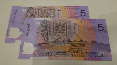 陆续更新上架【囧羊收藏】精选微拍第24期暨2021年第十五期 世界钱币精品 【一口价已售出，勿出价】2007年澳大利亚5元塑料钞  全程无4狮子号5555+6666 刀拆全新绝品
