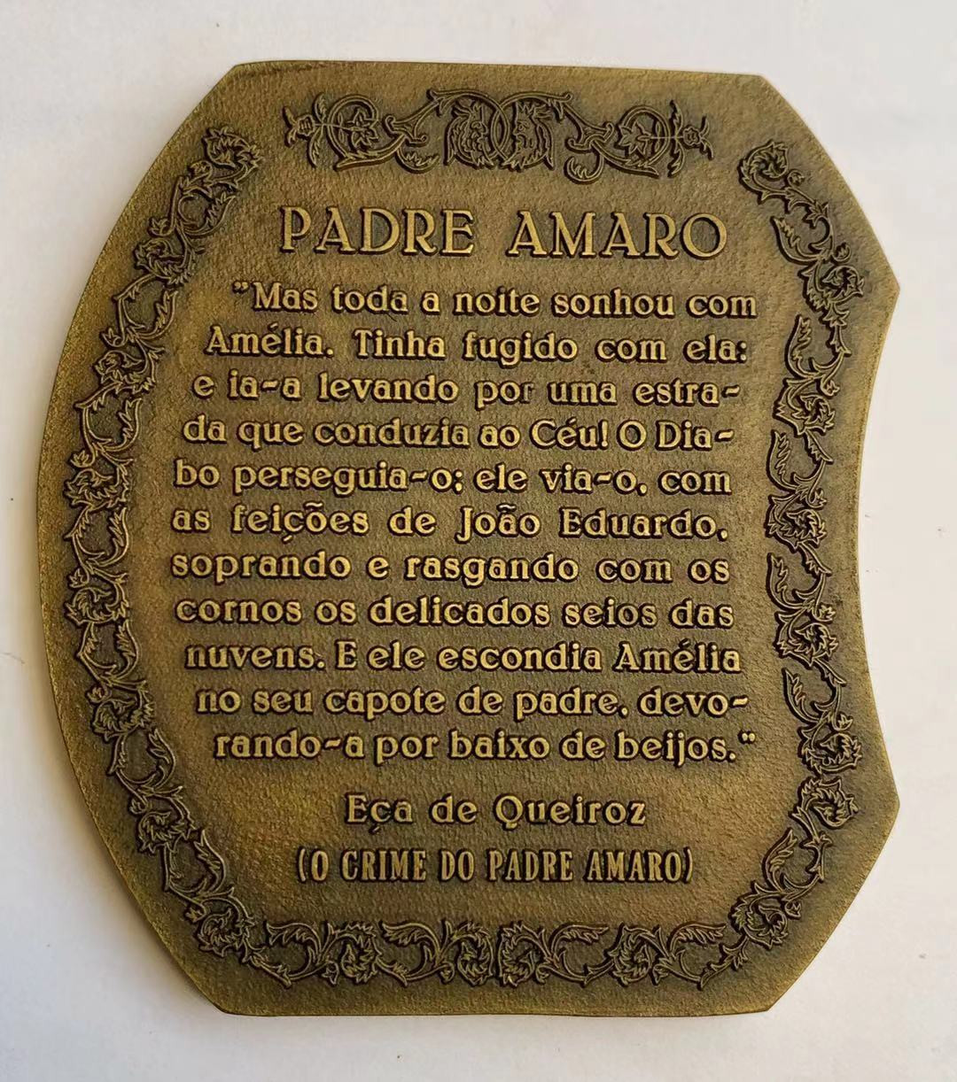 喜迎🐂年艺术麦朵尔第十二场拍卖 魔鬼与牧师