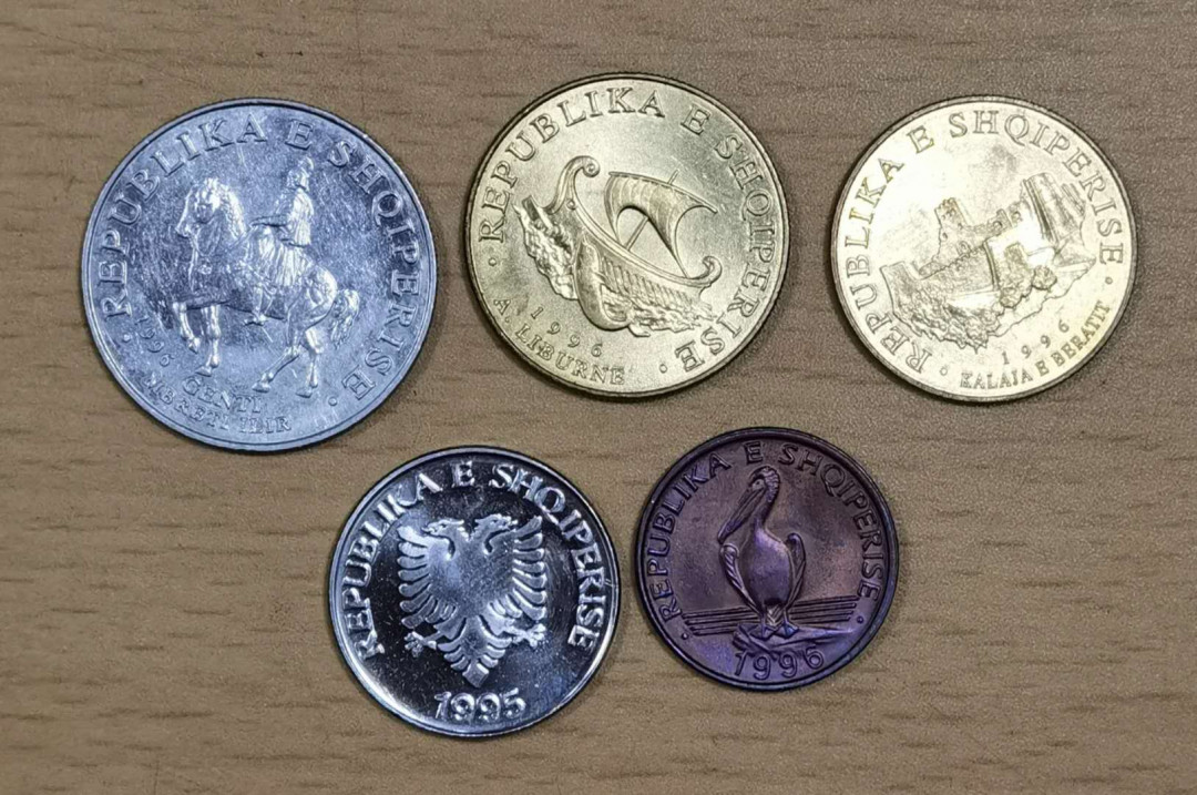马甸外币专卖微拍第五十三期，外国非贵金属纪念币流通币专场，陆续上新欢迎关注 阿尔巴尼亚