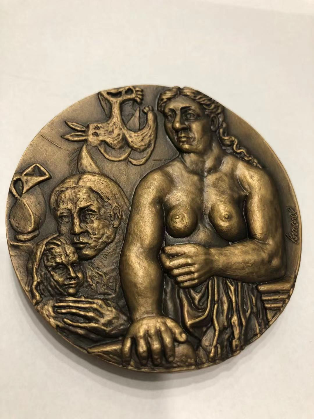 喜迎🐂年艺术麦朵尔第十二场拍卖 高浮雕黄铜 毕加索和代表作 裸章