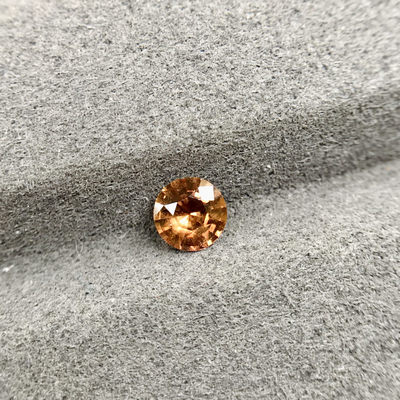 公示 |「80年斯里兰卡宝石公司HH GEMS 【大牌尾单 小彩色蓝宝石专辑】」 - Mocca Sapphire 琥珀色蓝宝石 0.65ct 纯天然裸石