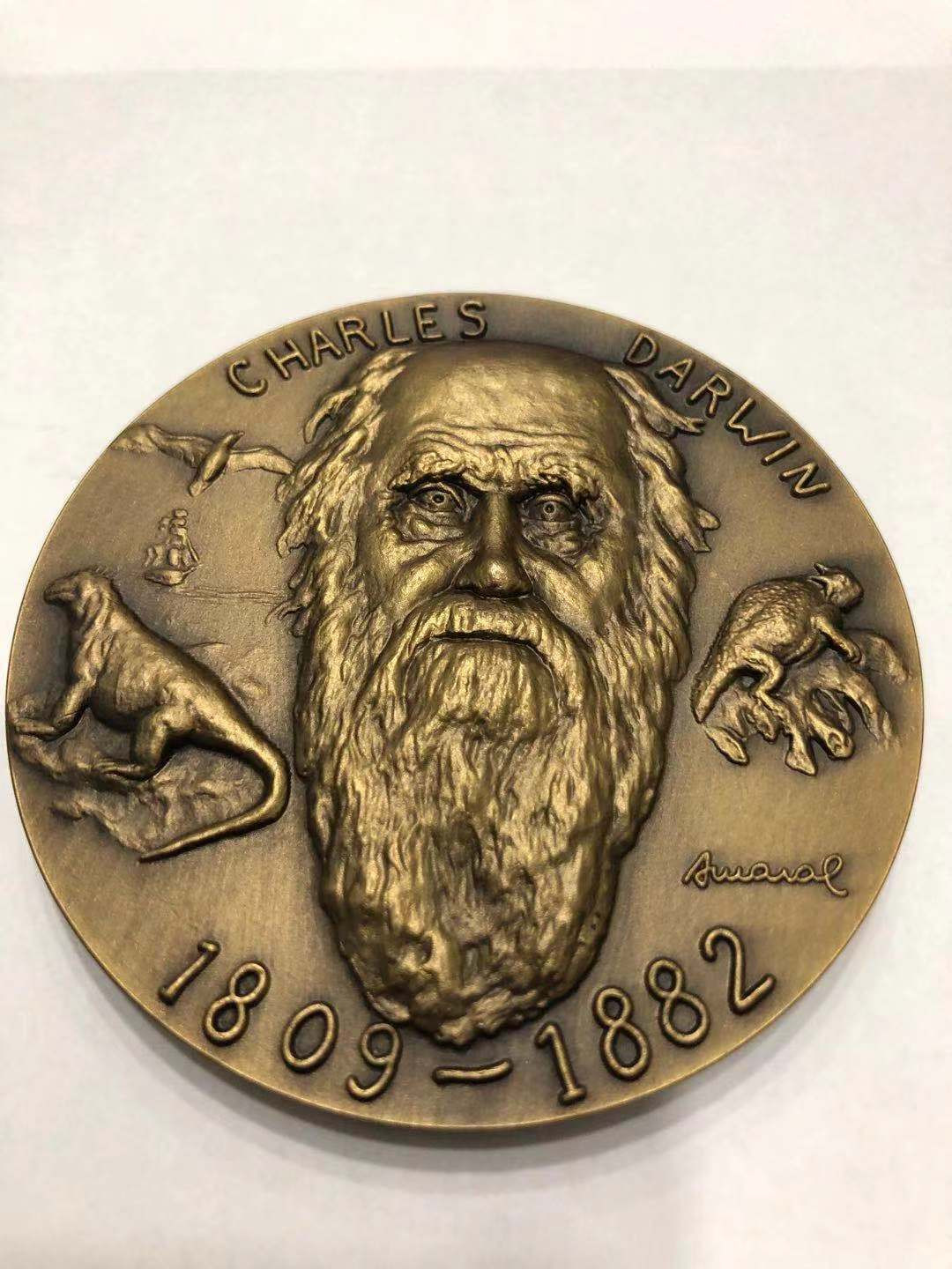 喜迎🐂年艺术麦朵尔第十二场拍卖 高浮雕 达尔文与进化论 裸章