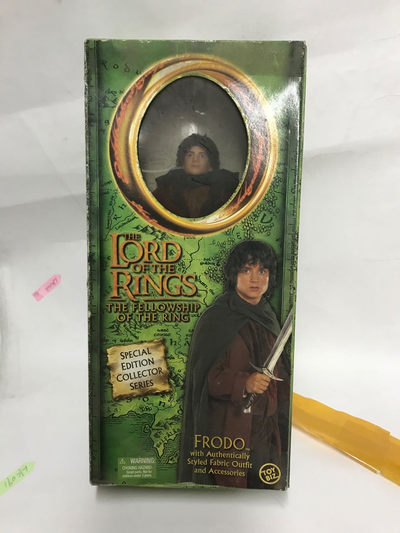 零元拍：绝版老货TOYBIZ 1/6 指环王 弗罗多大人，全新未拆 - 零元拍：绝版老货TOYBIZ 1/6 指环王 弗罗多大人，全新未拆