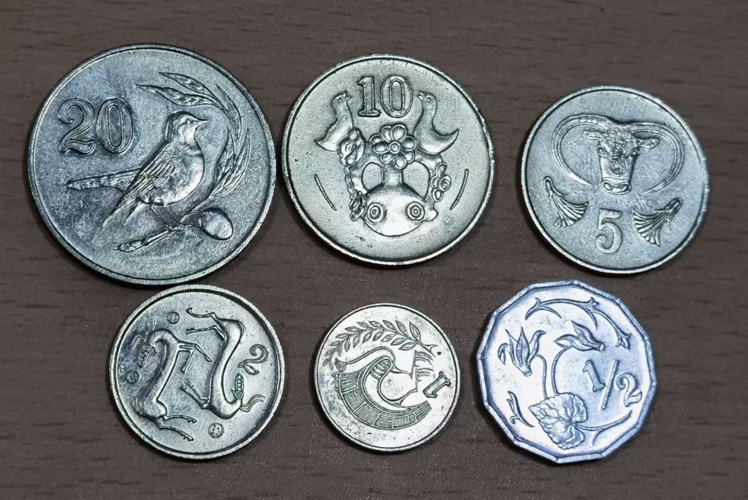 马甸外币专卖微拍第五十三期，外国非贵金属纪念币流通币专场，陆续上新欢迎关注 塞浦路斯
