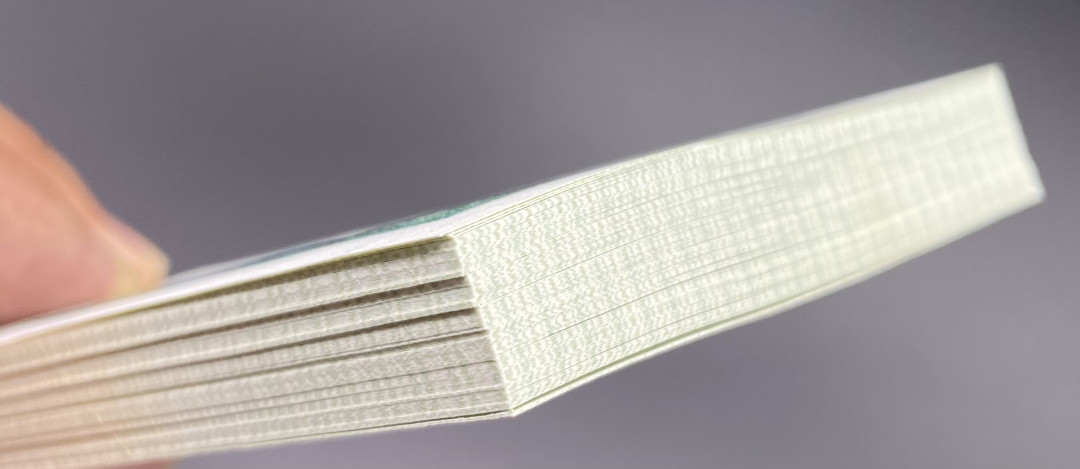 【华誉王者】1671期拍卖 902绿翡翠QF81896401百连，818开头，捆拆绝品，灯下无斑。深版902，油墨印刷鲜亮