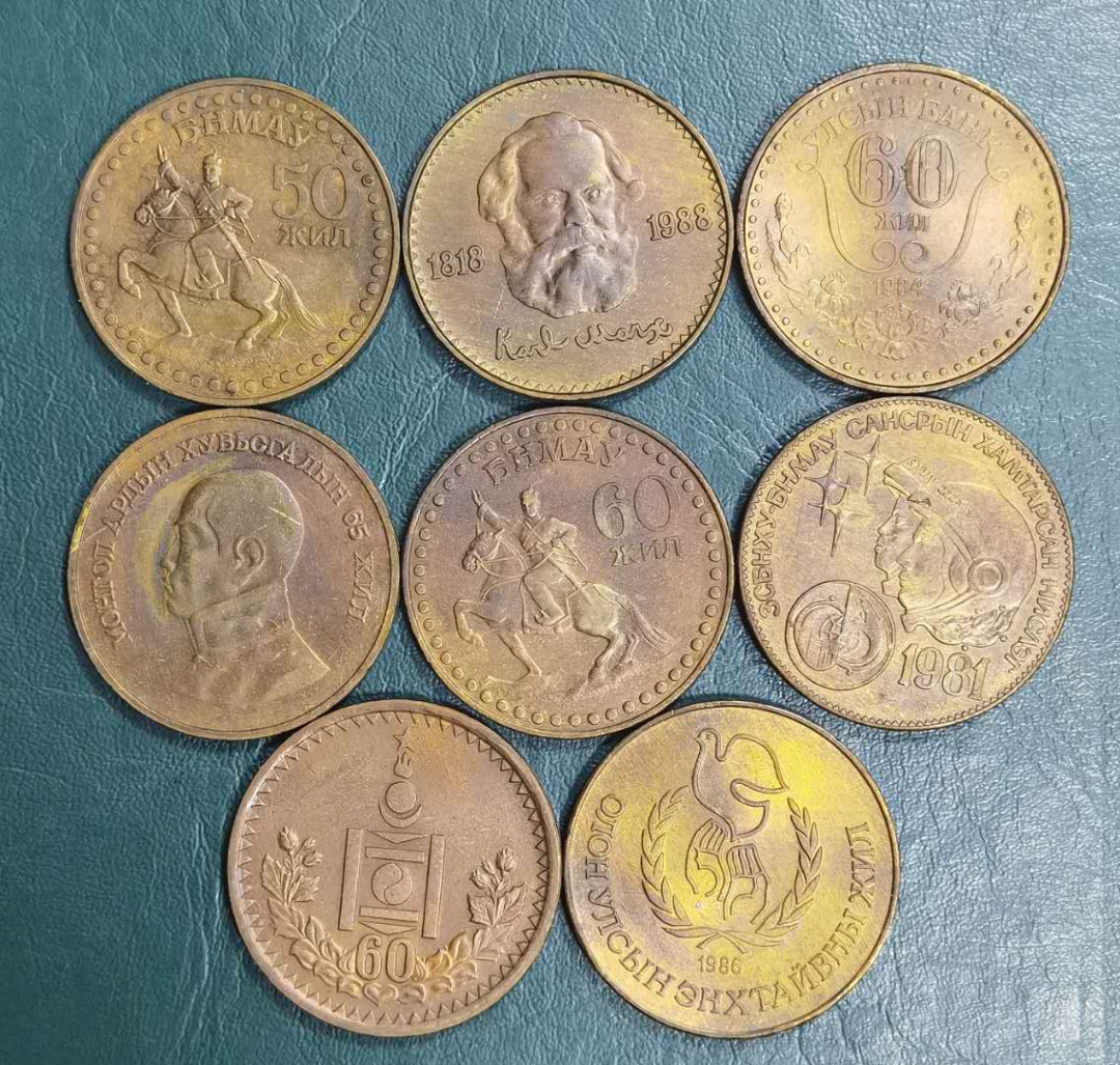 马甸外币专卖微拍第五十三期，外国非贵金属纪念币流通币专场，陆续上新欢迎关注 蒙古1图格里克纪念币8枚／套