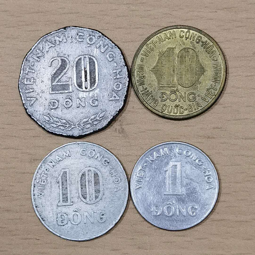 马甸外币专卖微拍第五十三期，外国非贵金属纪念币流通币专场，陆续上新欢迎关注 南越4枚