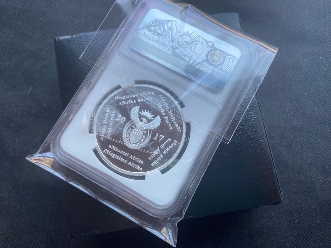 【币观天下】第149场钱币拍卖 【克劳斯获奖币】南非心脏银币ngc70