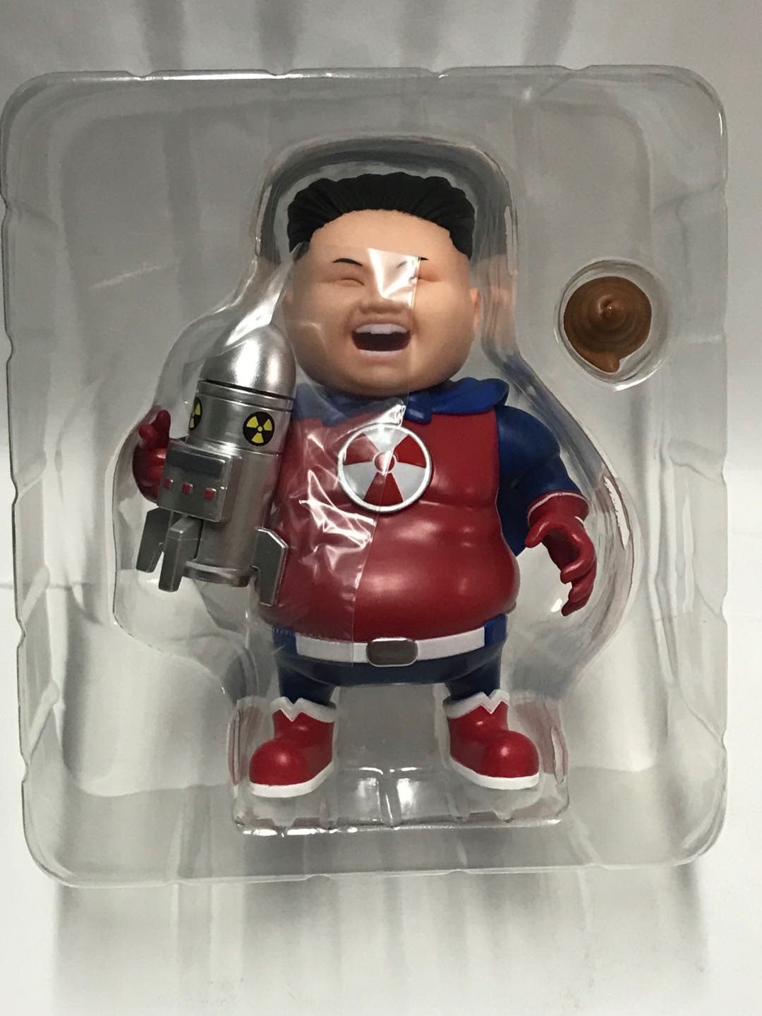 零元拍：潮流手办 SUPER KIM 全新