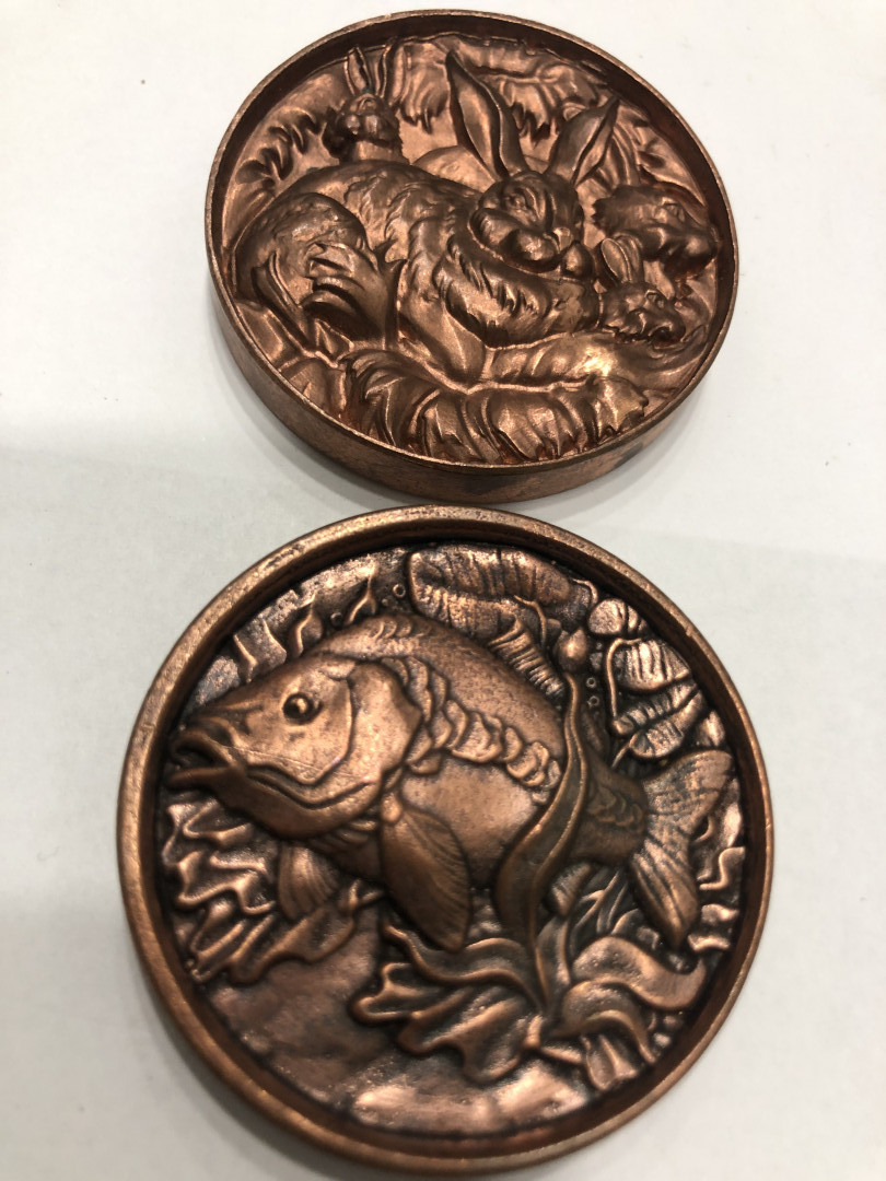 喜迎🐂年艺术麦朵尔第十三场拍卖 动物章 鱼/兔子