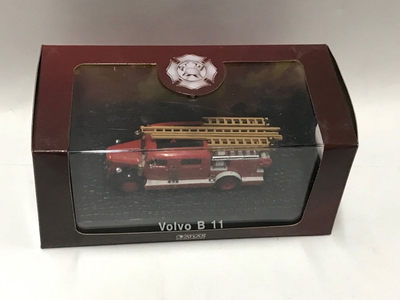 零元拍：ALTAS 1/72 沃尔沃B11老式云梯消防车模型 - 零元拍：ALTAS 1/72 沃尔沃B11老式云梯消防车模型