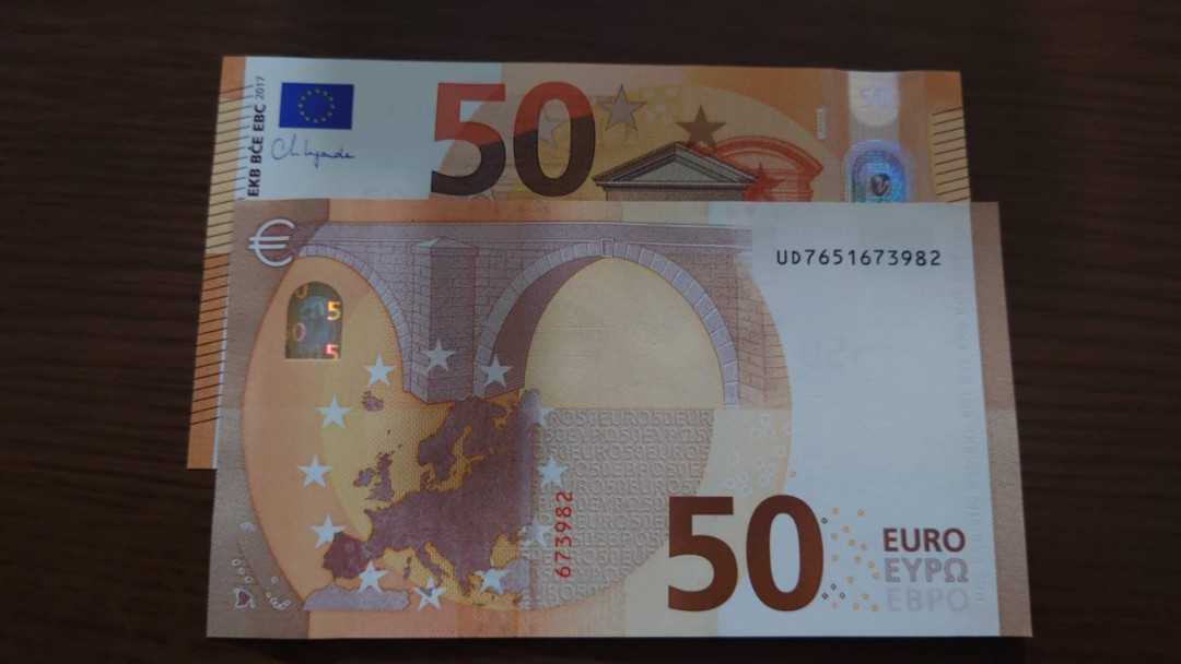 今晚八点【囧羊收藏】精选微拍第28期暨2021年第十九期 世界钱币精选 2019年50欧元（法国版） 最新第四签名 全新绝品全程无4尾号982