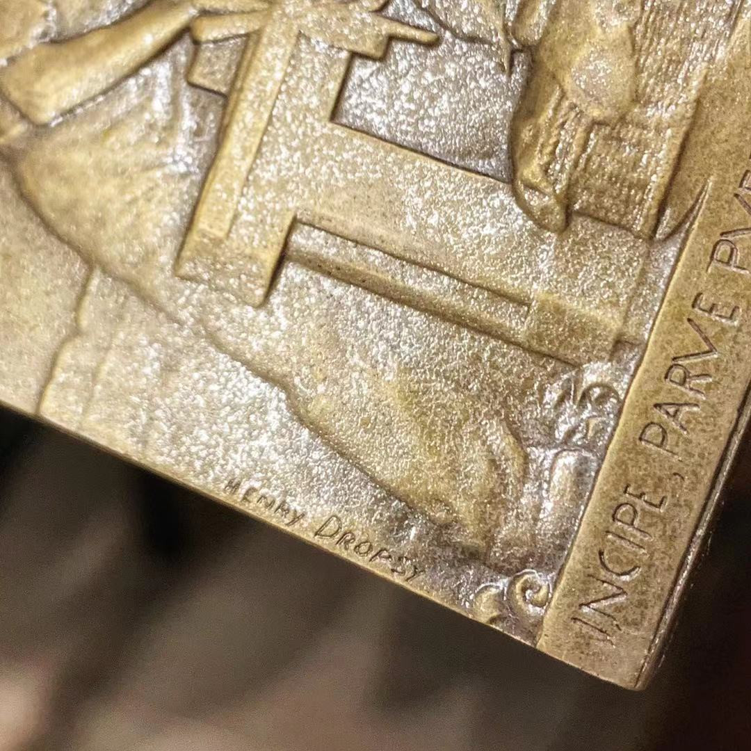 喜迎🐂年艺术麦朵尔第十四场拍卖 20世纪古董麦朵尔“耶稣在马厩”