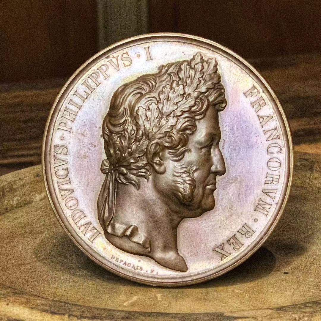 喜迎🐂年艺术麦朵尔第十四场拍卖 19世纪古董麦朵尔：法国国王路易·菲利普一世加冕纪念