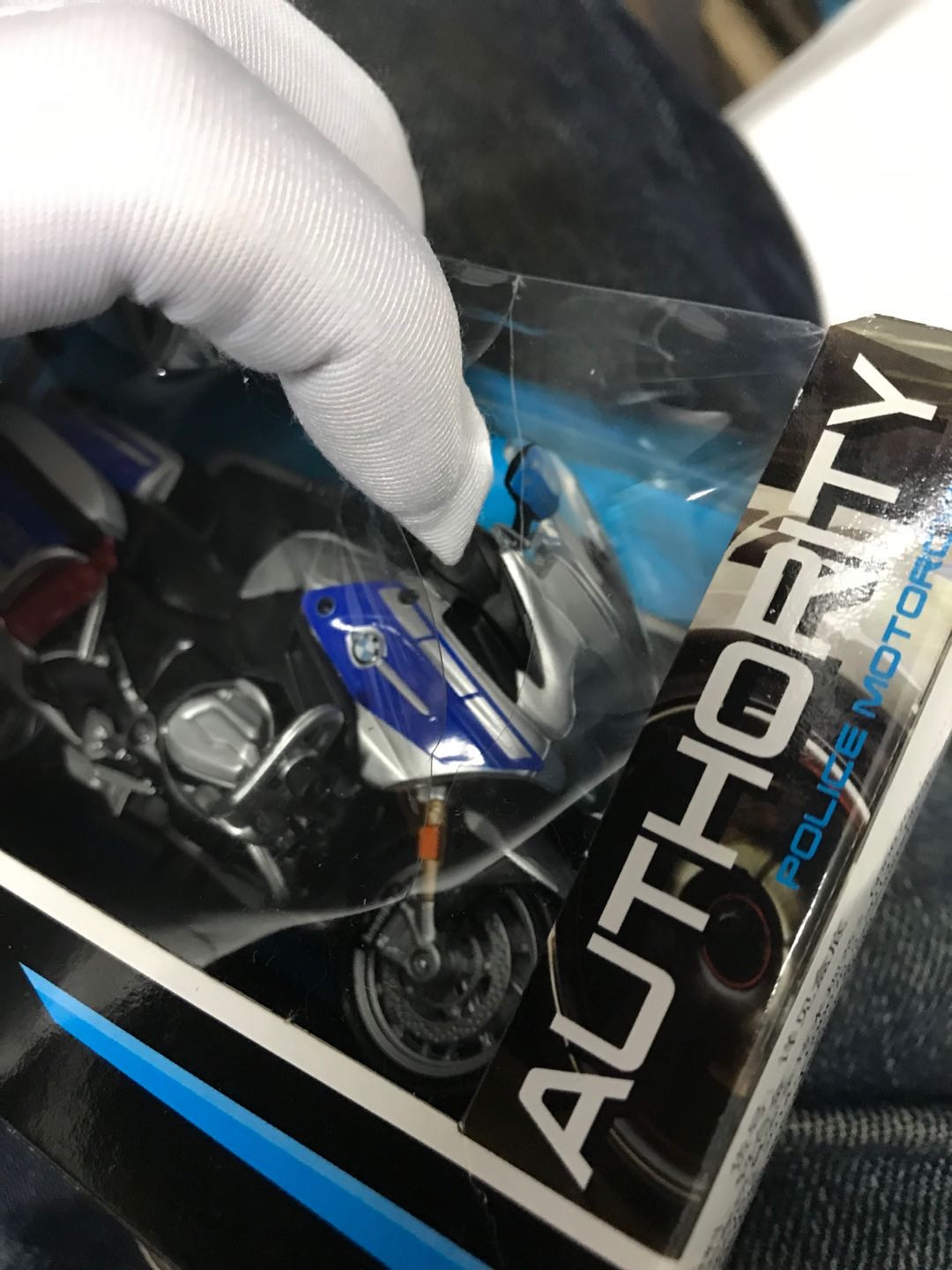 零元拍：MAISTO 1/18 BMW R1200警用摩托车模型（蓝色）