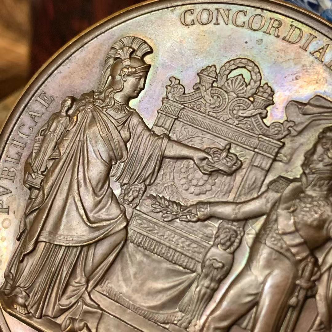 喜迎🐂年艺术麦朵尔第十四场拍卖 19世纪古董麦朵尔：法国国王路易·菲利普一世加冕纪念