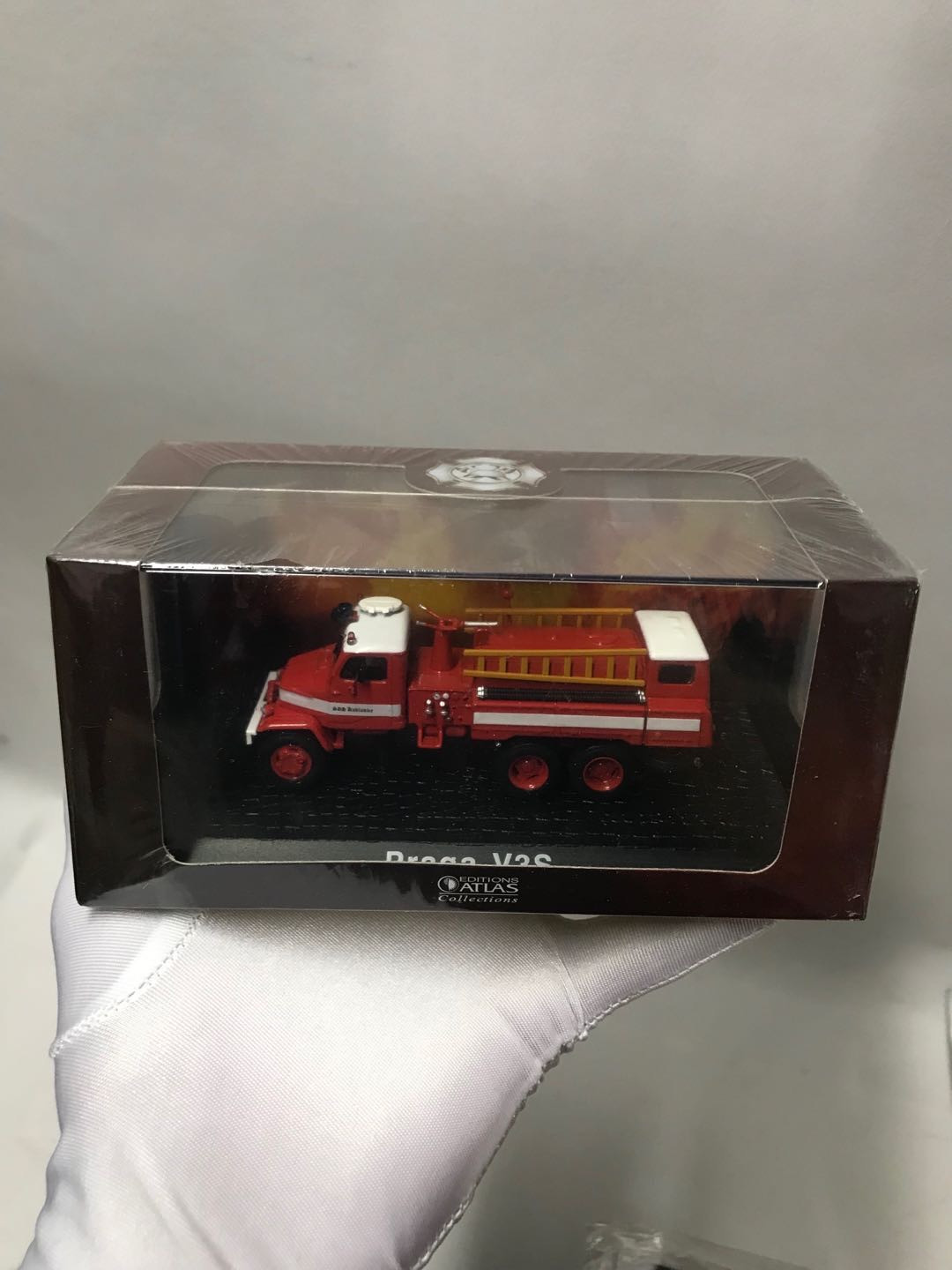零元拍：ALTAS 1/72 PRAGE V3S 老式云梯消防车模型