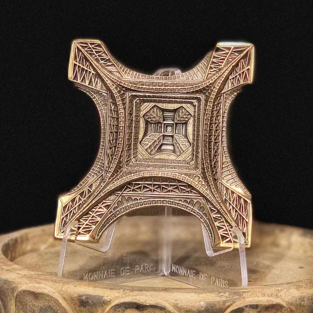 喜迎🐂年艺术麦朵尔第十四场拍卖 埃菲尔铁塔