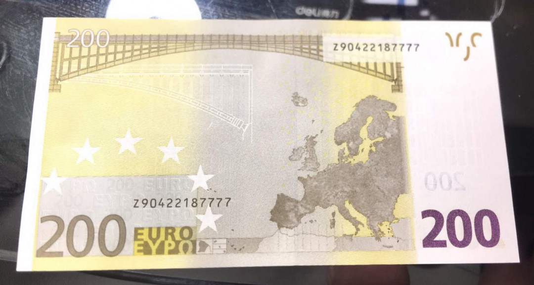 今晚八点【囧羊收藏】精选微拍第28期暨2021年第十九期 世界钱币精选 2002年比利时版200欧元 三签 全新刀拆绝品 狮子号7777罕见