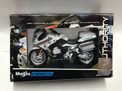 零元拍：MAISTO 1/18 BMW R1200警用摩托车模型（白色） - 零元拍：MAISTO 1/18 BMW R1200警用摩托车模型（白色）