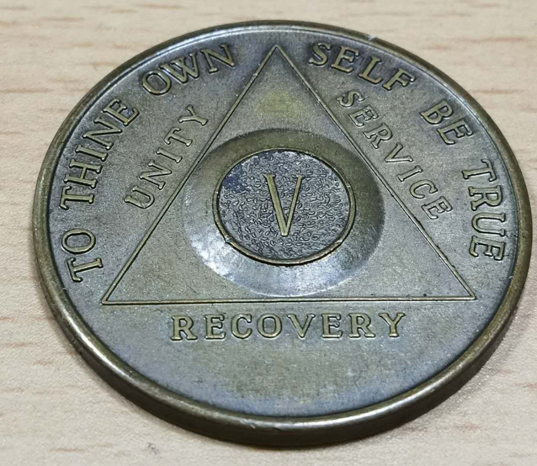 马甸外币专卖微拍第五十三期，外国非贵金属纪念币流通币专场，陆续上新欢迎关注 不懂的铜章，34mm，：12.2g