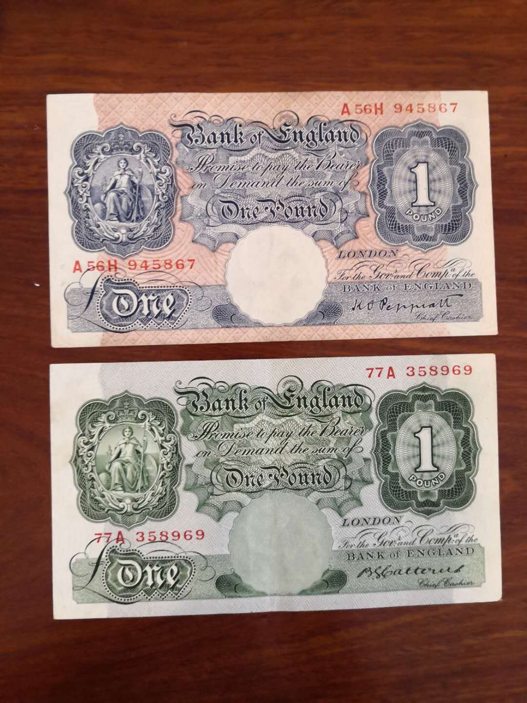 AZ纸币收藏第一次拍卖——格拉斯哥大学 英镑 a序列1镑 战前版和战时版两张 xf 